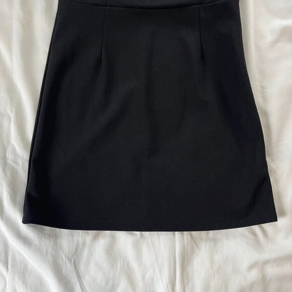 Kendall & Kylie Black Cap Sleeve Ruched Chest Mini Dress | Size S - Picture 7 of 7